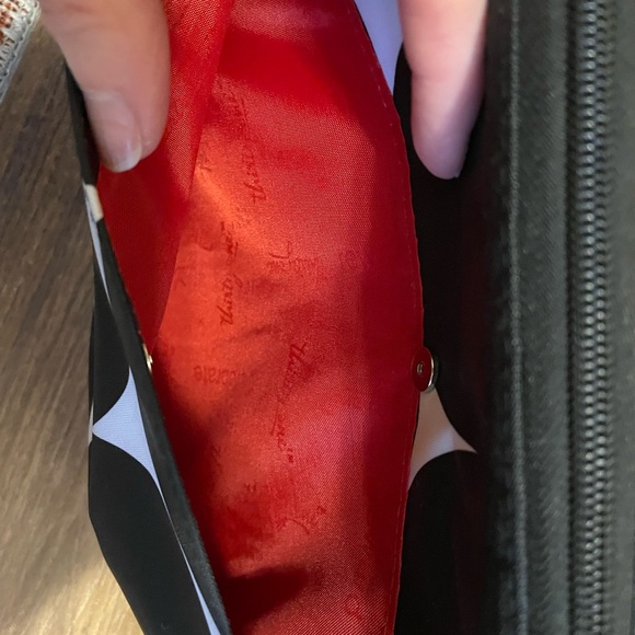 Thirty-One large black and white plastic-lined cosmetic or travel bag - Picture 4 of 4